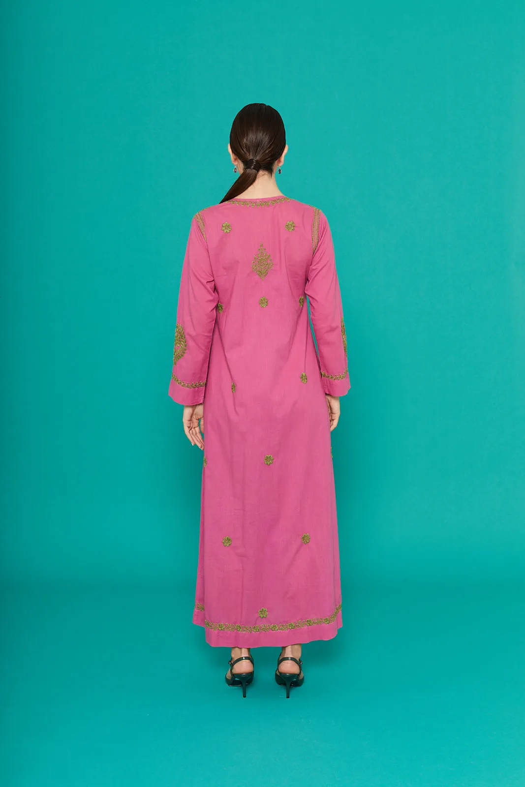 Embroidered Chikankari Kaftan in Dry Rose