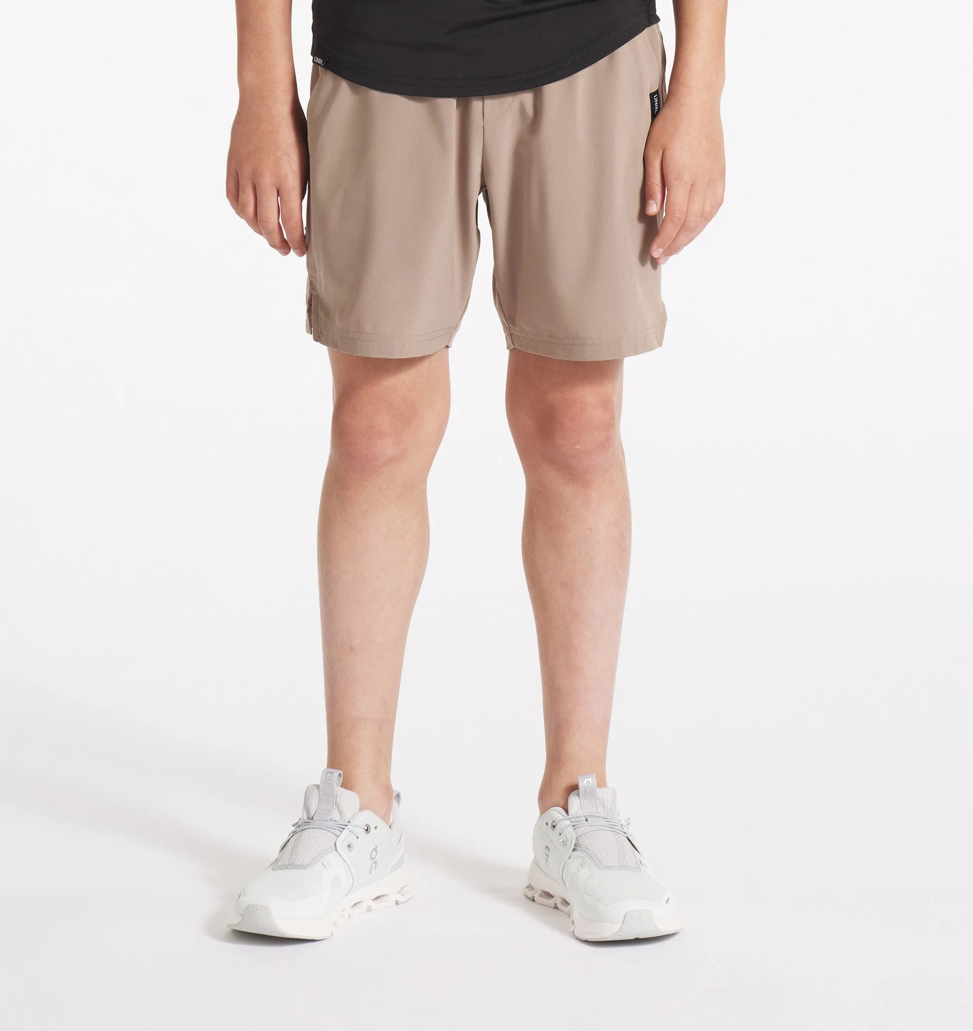 Youth Stride Short [7.5"]