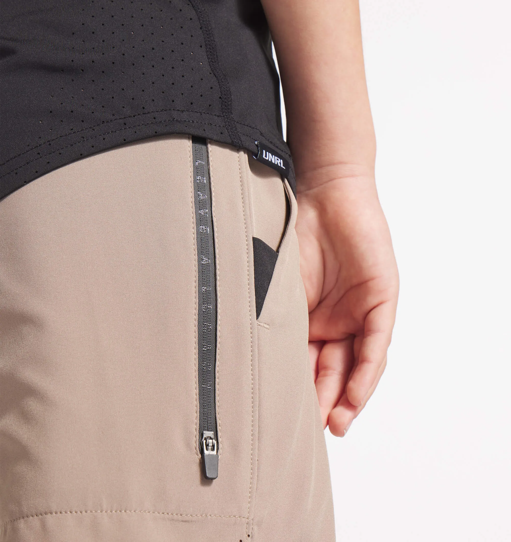 Youth Stride Short [7.5"]